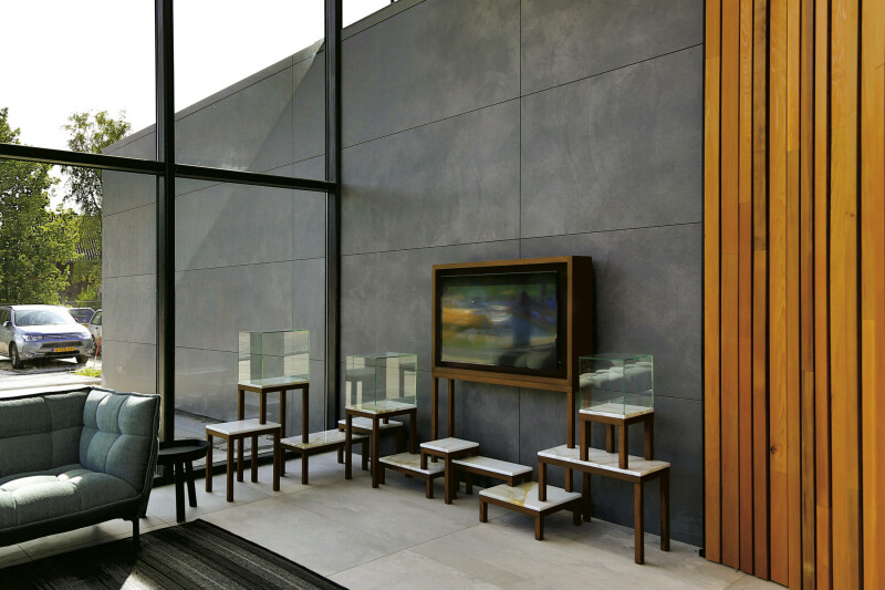 TITAN ANTRACITA NATURAL 100X300