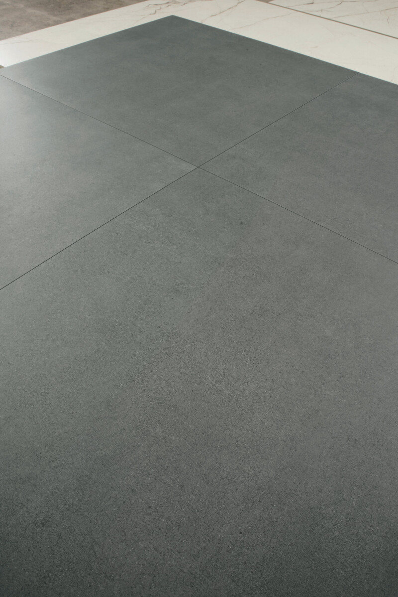 DOMUS PLOMO NATURAL 80X80