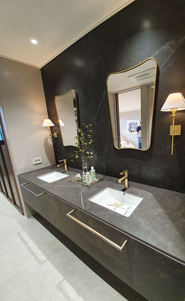 BAÑOS DE LUJO NEGROS