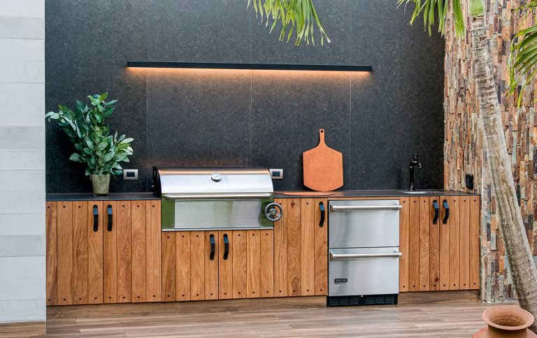 COCINAS DE EXTERIOR MODERNAS - COVERLAM TOP GRESPANIA