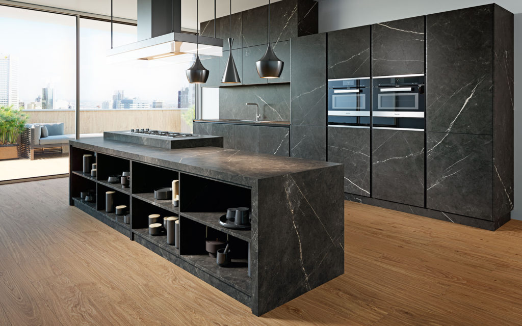 ENCIMERA PORCELANICA - COCINAS NEGRAS DE DISEÑO - COVERLAM TOP